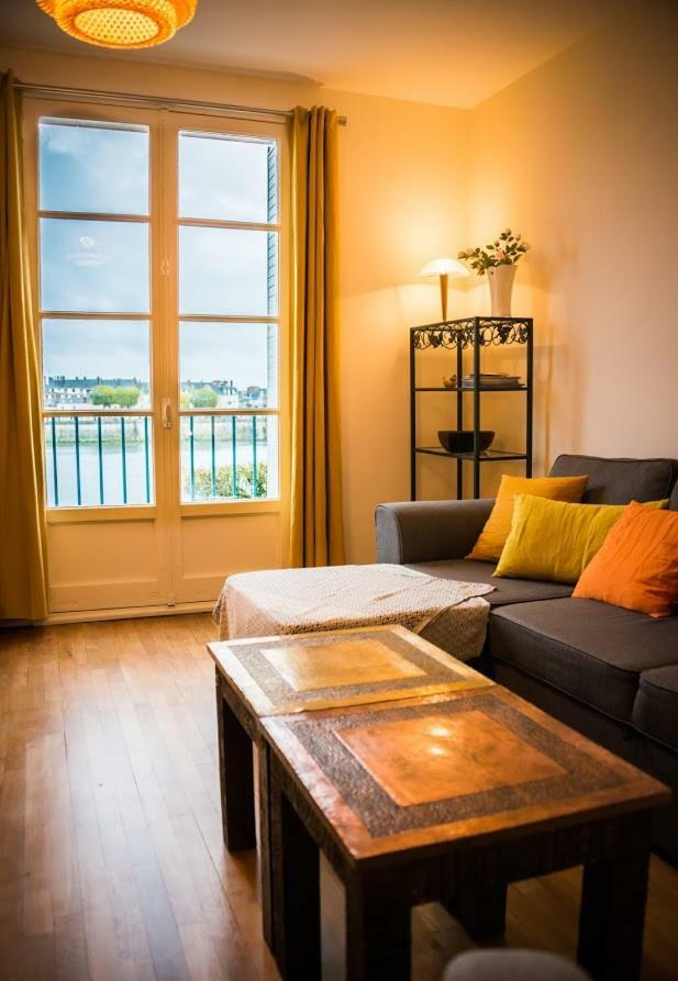 Apartamento Les Lumieres De La Loire Blois Exterior foto